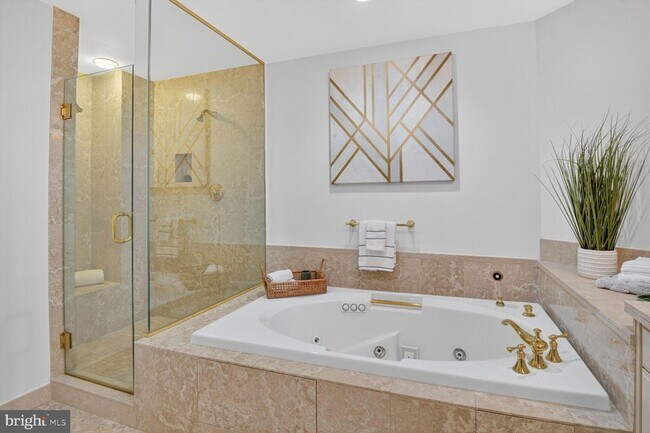 Building Photo - 5630 Wisconsin Ave