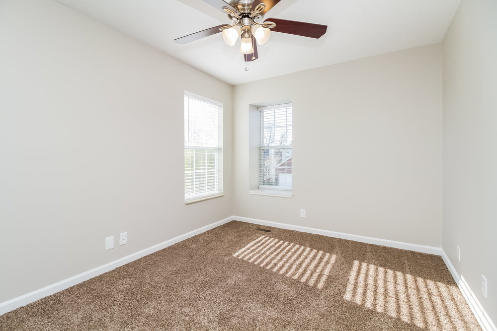 Building Photo - 909 Bexhill Ct S
