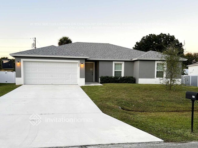 Building Photo - 1207 SW Melrose Ave