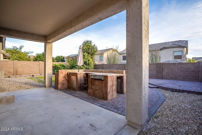 Building Photo - 13419 W Citrus Ct