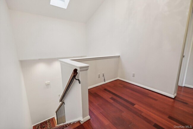 Building Photo - 74 Pheasant Run