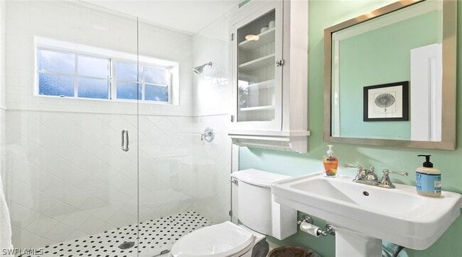 Building Photo - 187 Broad Ave S