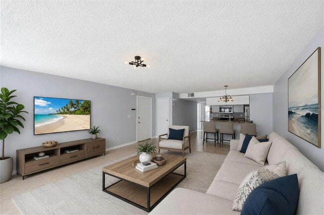 Building Photo - 2723 N Poinciana Blvd