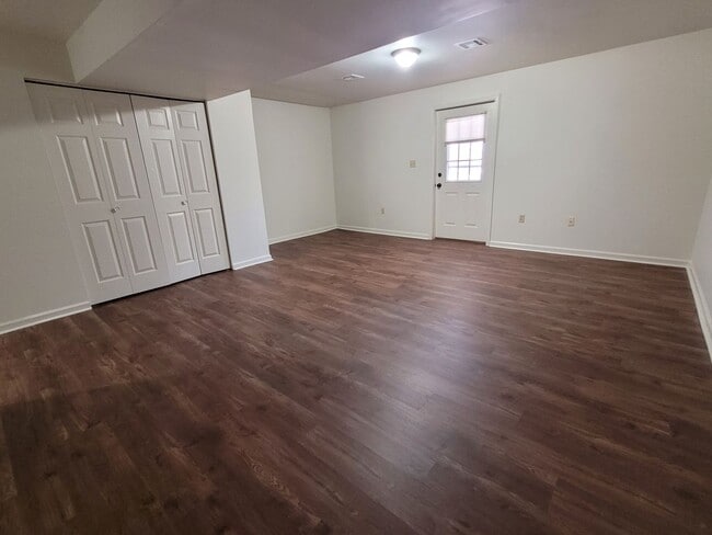 Building Photo - Ephrata Townhome 3 bed 1.5 bath