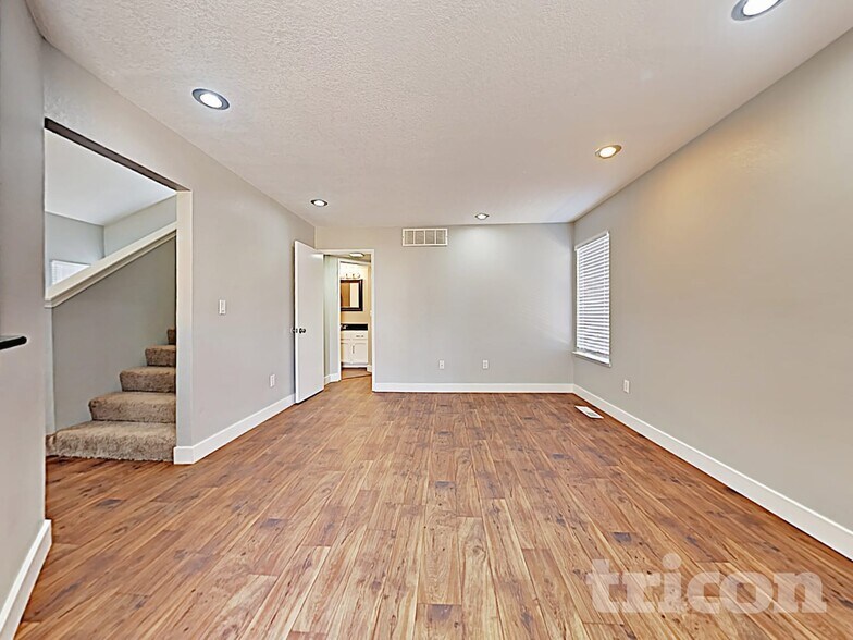 Building Photo - 2819 Filbert St