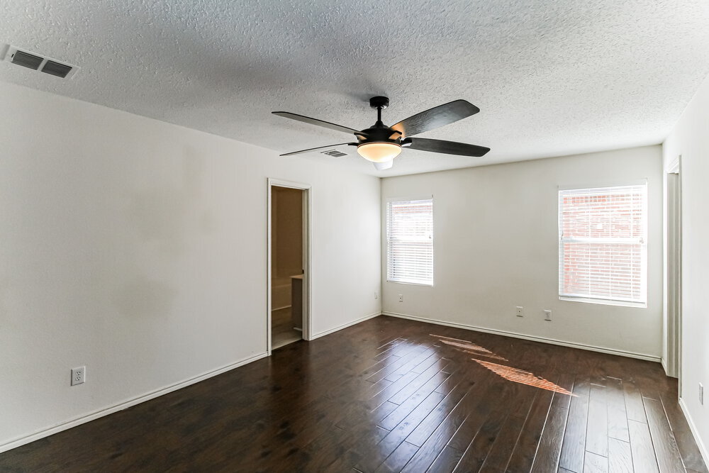 Building Photo - 8712 Cove Meadow Ln