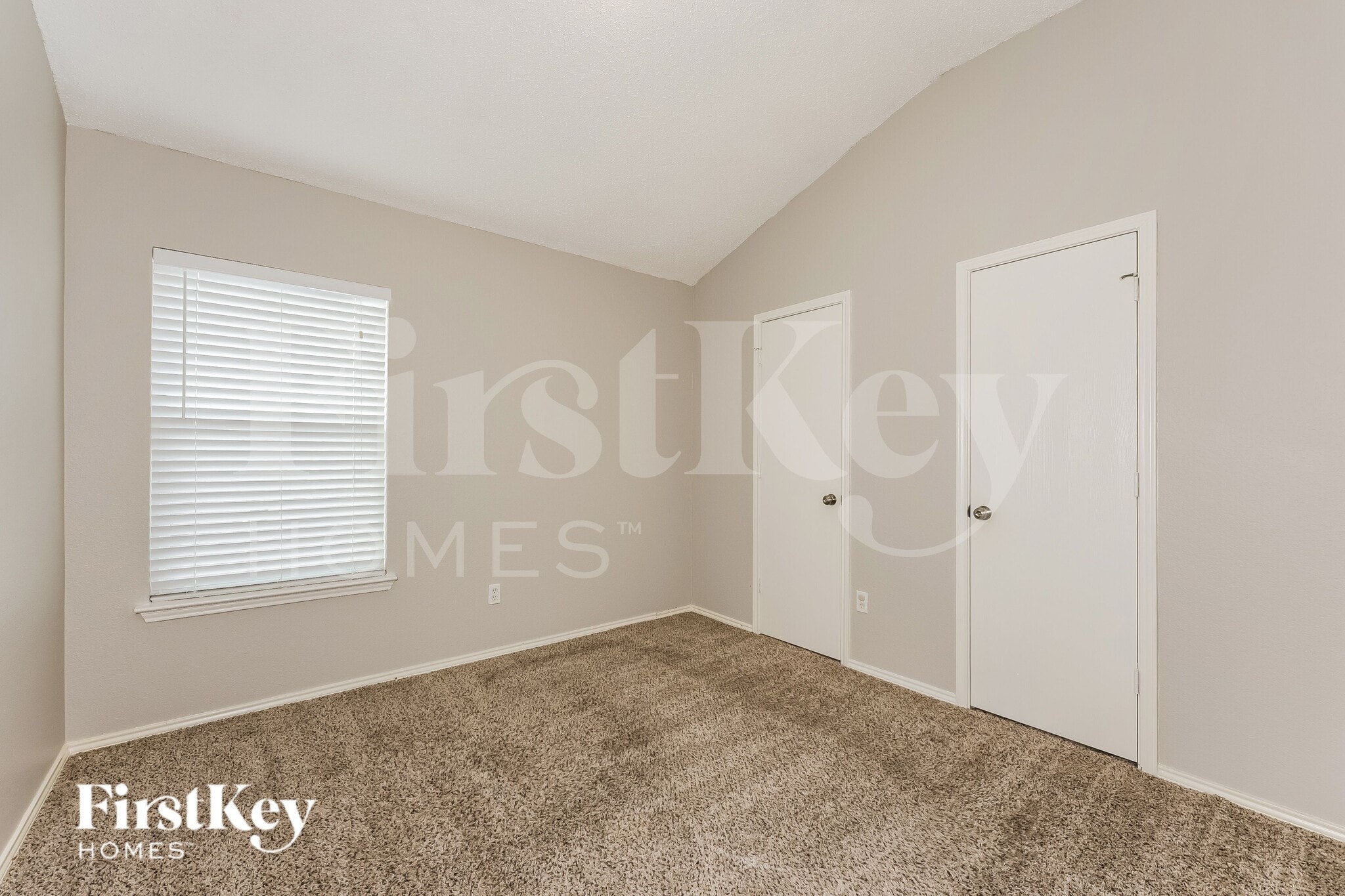 Building Photo - 7425 Snow Ridge Dr