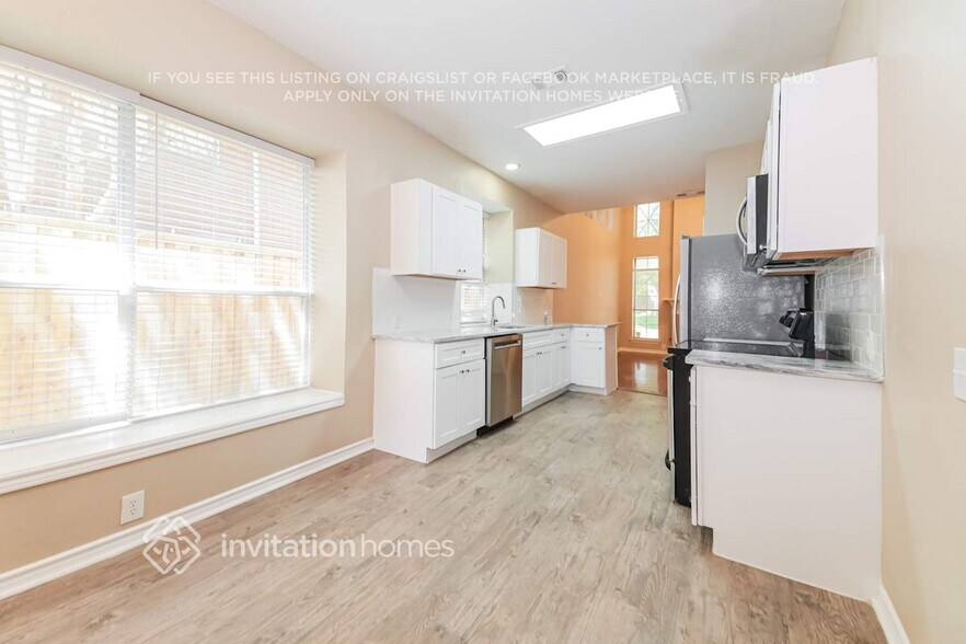 Building Photo - 7434 Saddlehorn Dr