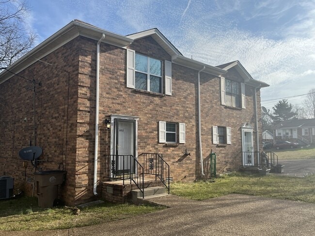 Building Photo - 602 Alison Ct