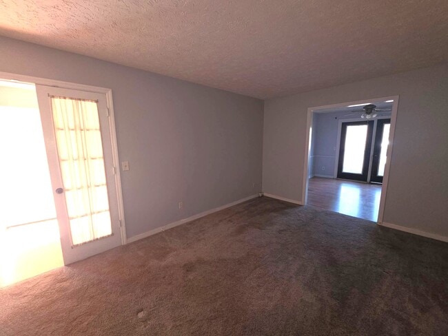 Building Photo - 5700 Nassau Dr