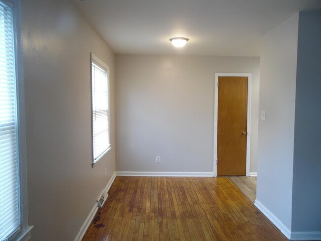 Building Photo - 2151 Cypress Dr