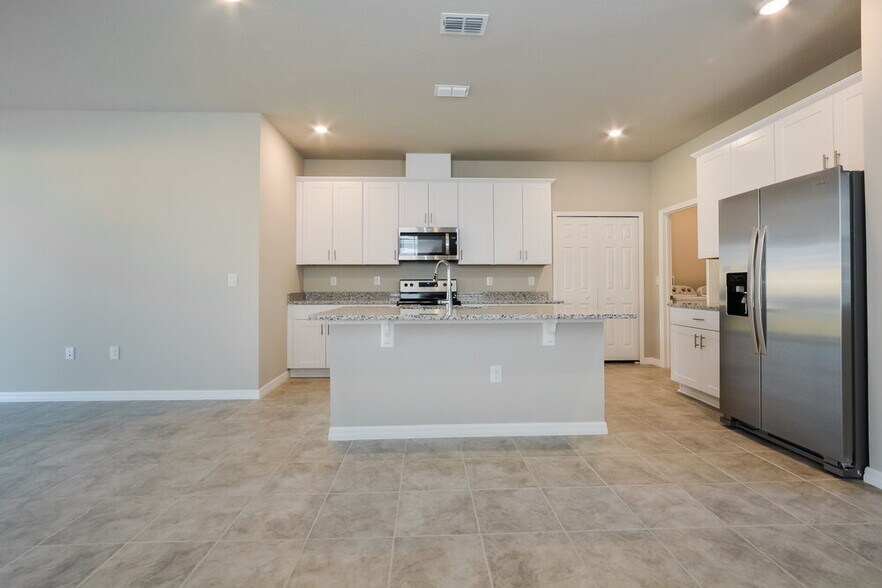 Building Photo - 2503 Gold Dust Dr