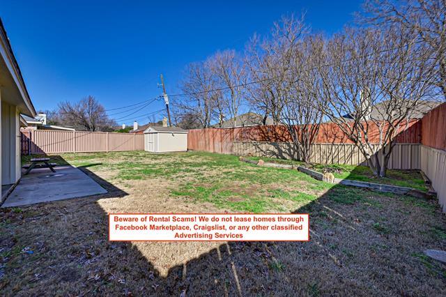 Building Photo - 832 Blue Ridge Dr