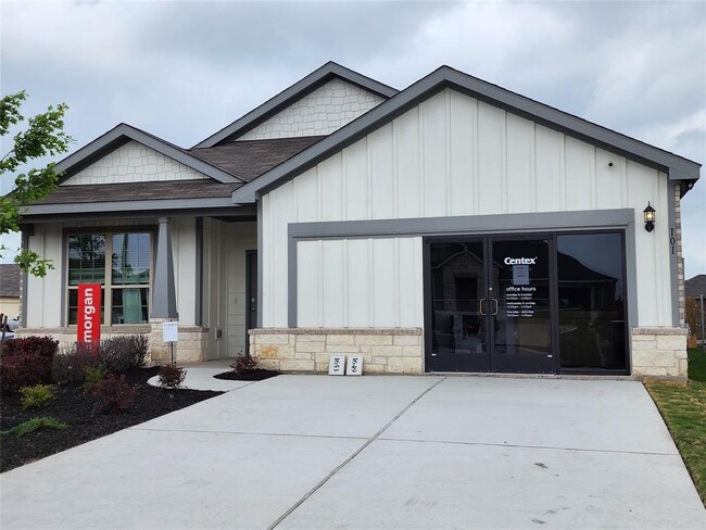 Building Photo - 101 Pivot Dr