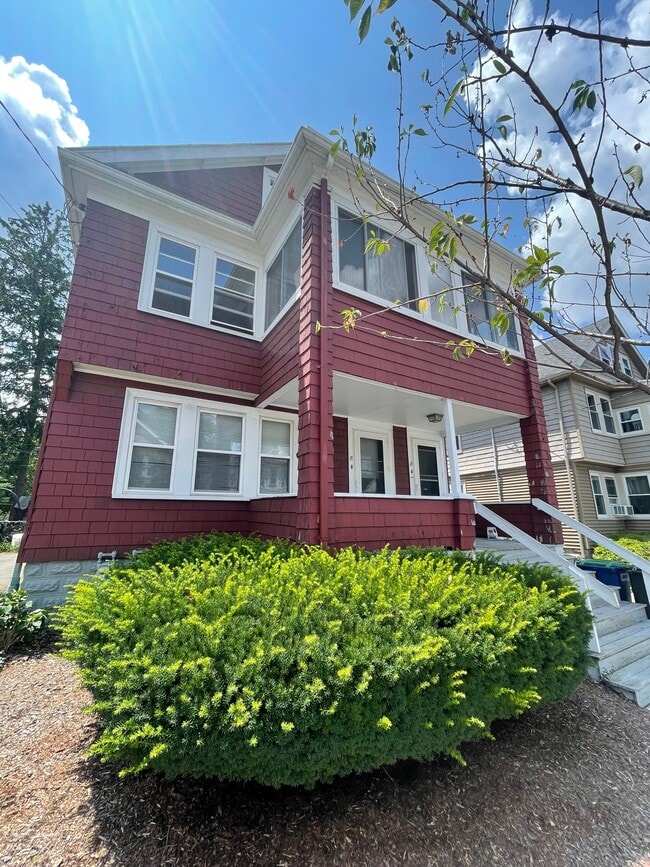 Primary Photo - 15 Irvington Rd