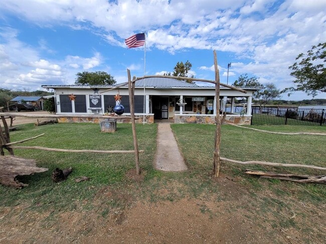 Building Photo - 161 Alexander Dr