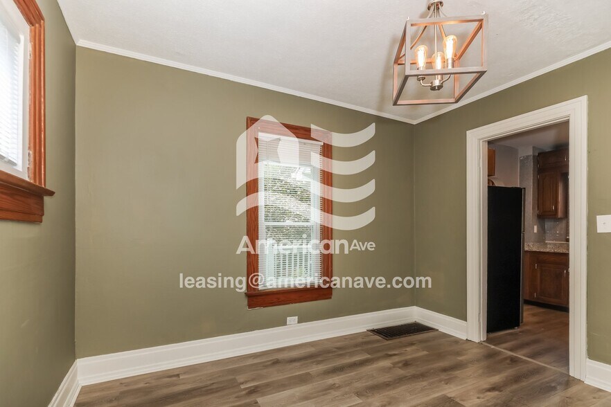 Building Photo - 1241 Epworth Ave