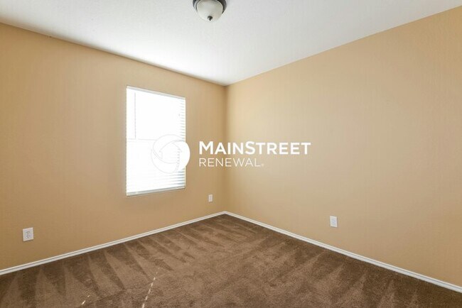 Building Photo - 3 Bedroom Pet-Friendly Home in San Antonio, TX with Main Street Renewal