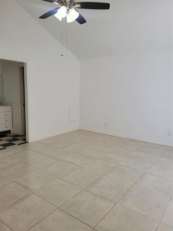 Building Photo - 4307 Willow Beach Dr
