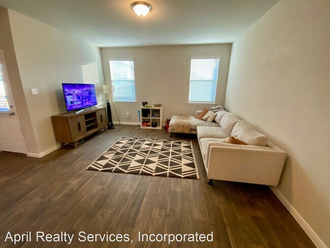 Building Photo - 3 br, 2 bath House - 130 Lullaby Ln