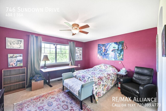 Building Photo - 746 Sundown Dr