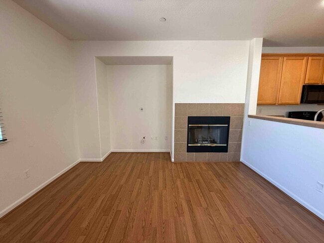 Building Photo - Great 3 Bedroom In Elk Grove