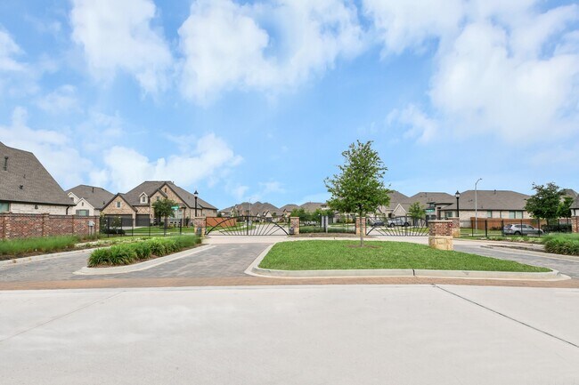 Building Photo - 584 Santa Rosa Hls Dr
