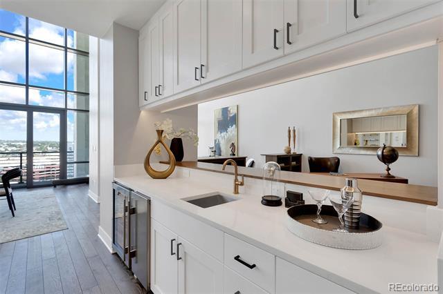 Building Photo - 1959 Wewatta St