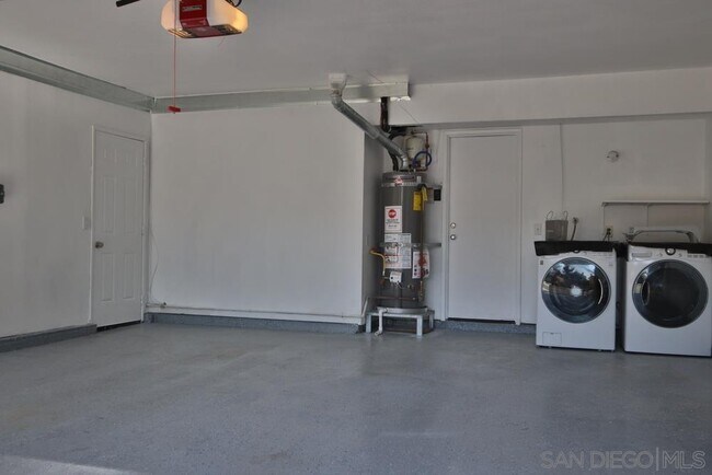 Building Photo - 4080 Carmel Brooks Way