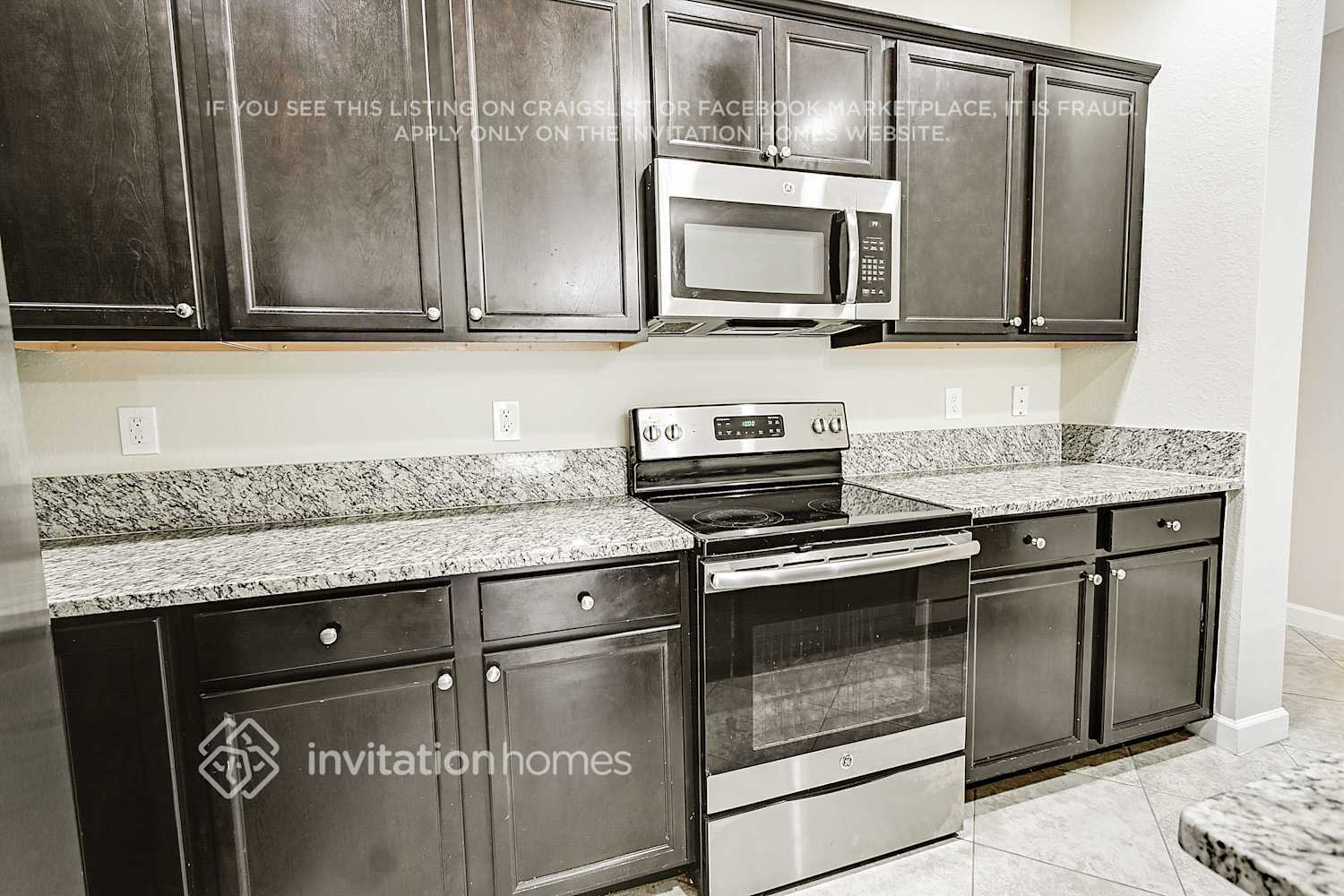 Building Photo - 9718 SW Purple Martin Way