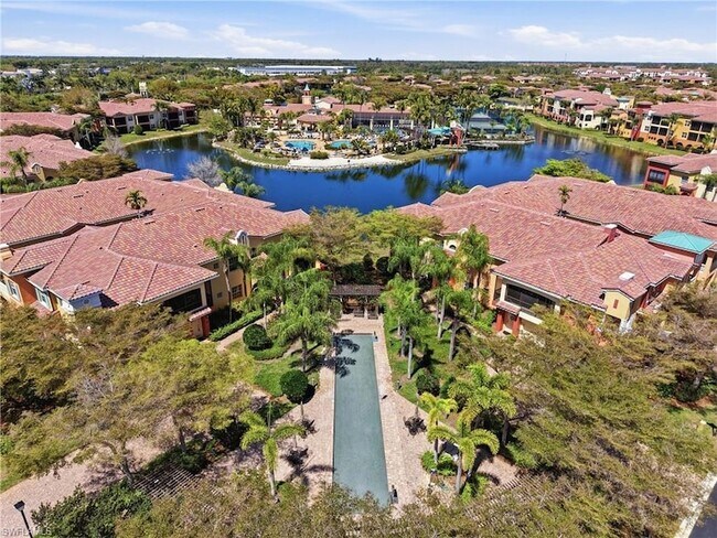 Building Photo - 8601 Piazza Del Lago Cir