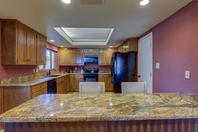 Building Photo - 1103 Ocotillo Cir