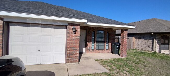 Primary Photo - 3707 Dustin Ct