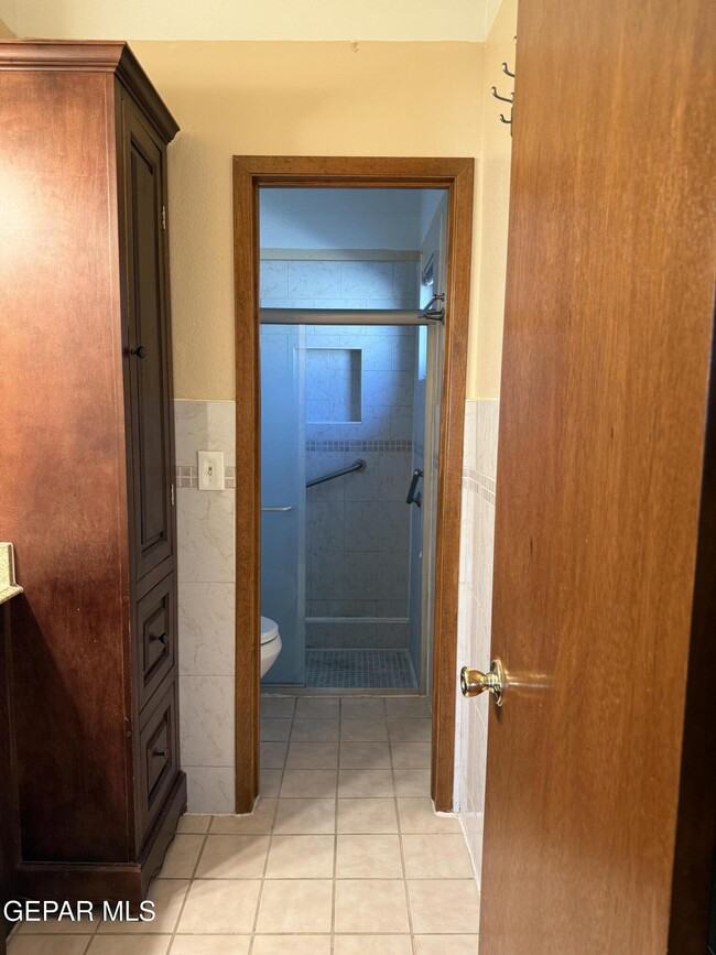 Building Photo - 3245 Nederland Ln