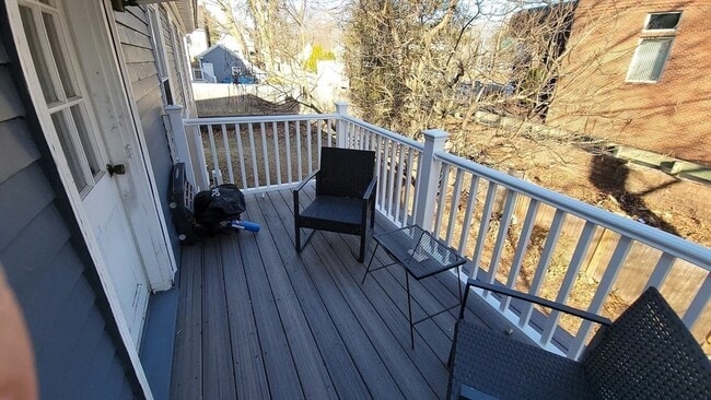 Building Photo - 9 Kenilworth St