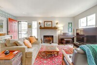 Building Photo - 440 Bernice Ln