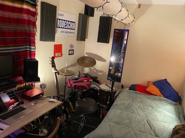 Building Photo - 38 Hemenway St