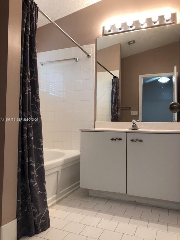 Building Photo - 571 208th Cir