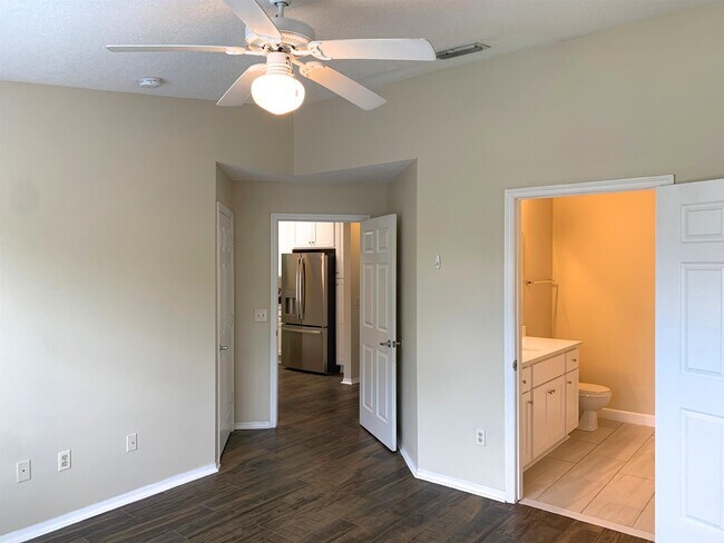 Building Photo - 19207 Harbour Vista Cir