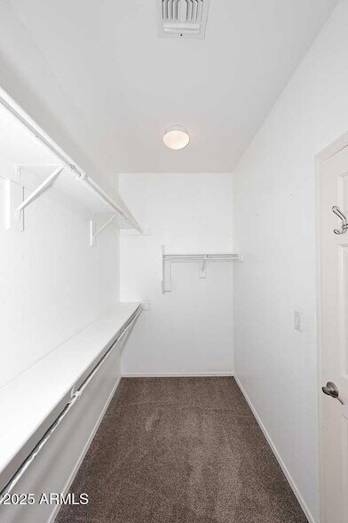Building Photo - 2503 W Kit Carson Trail