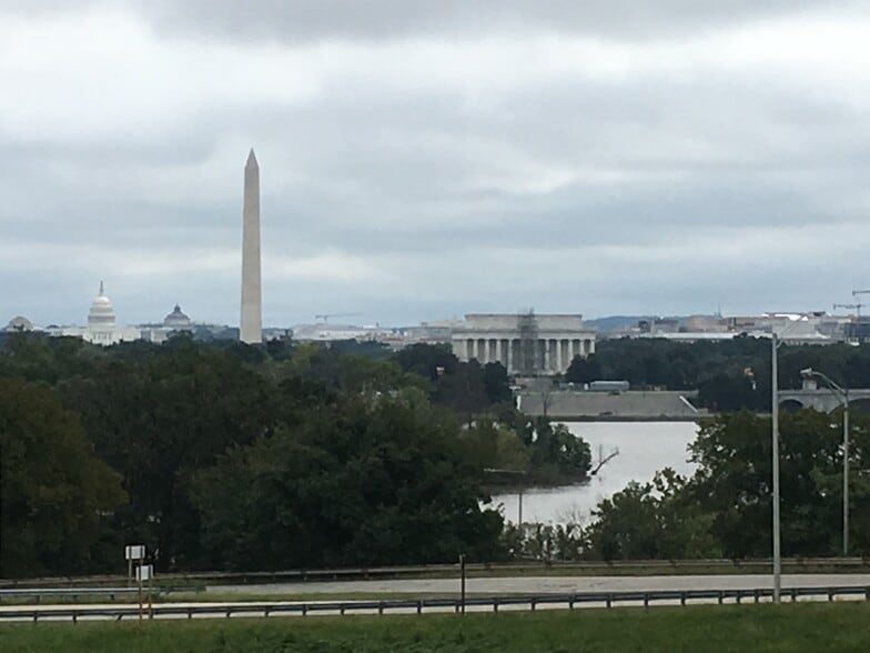 Building Photo - 1021 Arlington Blvd