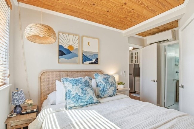 Building Photo - 310 Harrison St