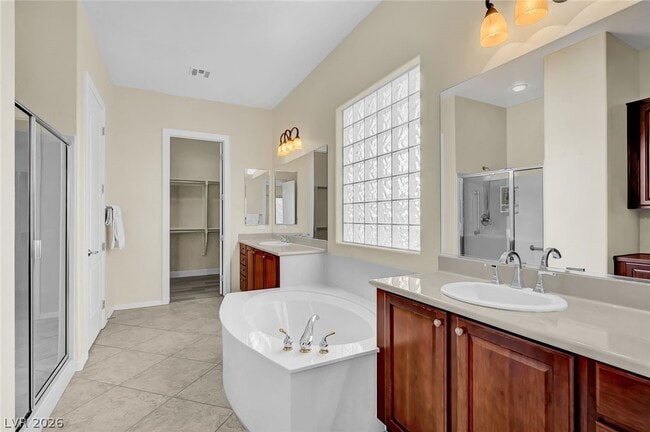 Building Photo - 2357 Wisconsin Dells Dr