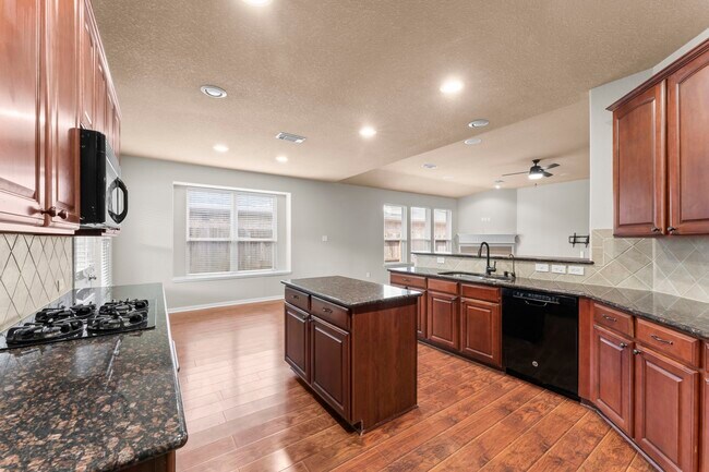 Building Photo - 21127 Gladys Yoakum Dr