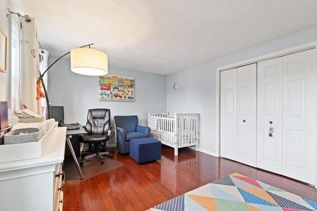 Building Photo - 13 Circuit Ln