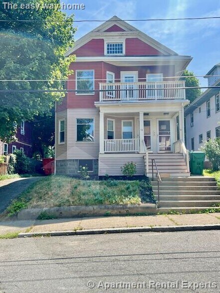 Primary Photo - 12 Quincy St