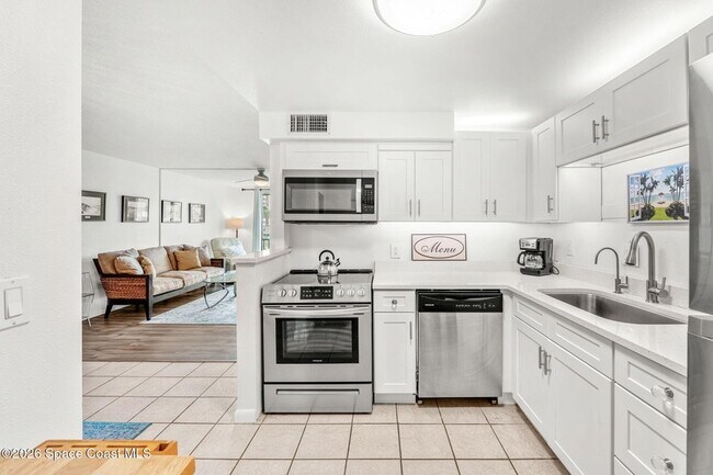 Building Photo - 2700 N Hwy A1A