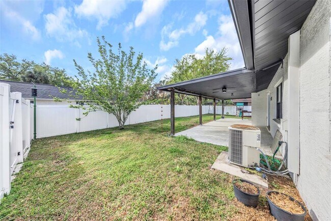 Building Photo - 4030 Fieldgreen Pl