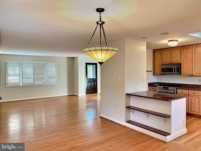 Building Photo - 1103 Carper St