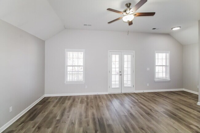 Building Photo - 8565 Griffin Park Dr